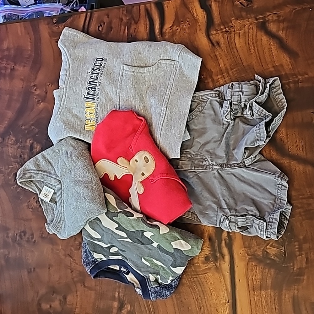 🩵👶BABY BOY BUNDLE🩵👶EUC 🩵👶12MO🩵👶